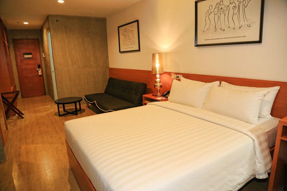 Big Hotel Cebu Exterior photo