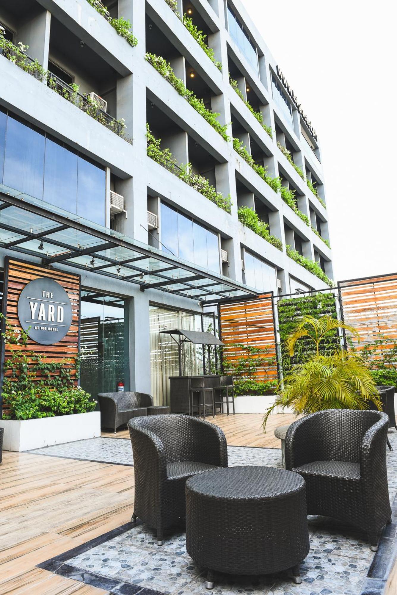Big Hotel Cebu Exterior photo