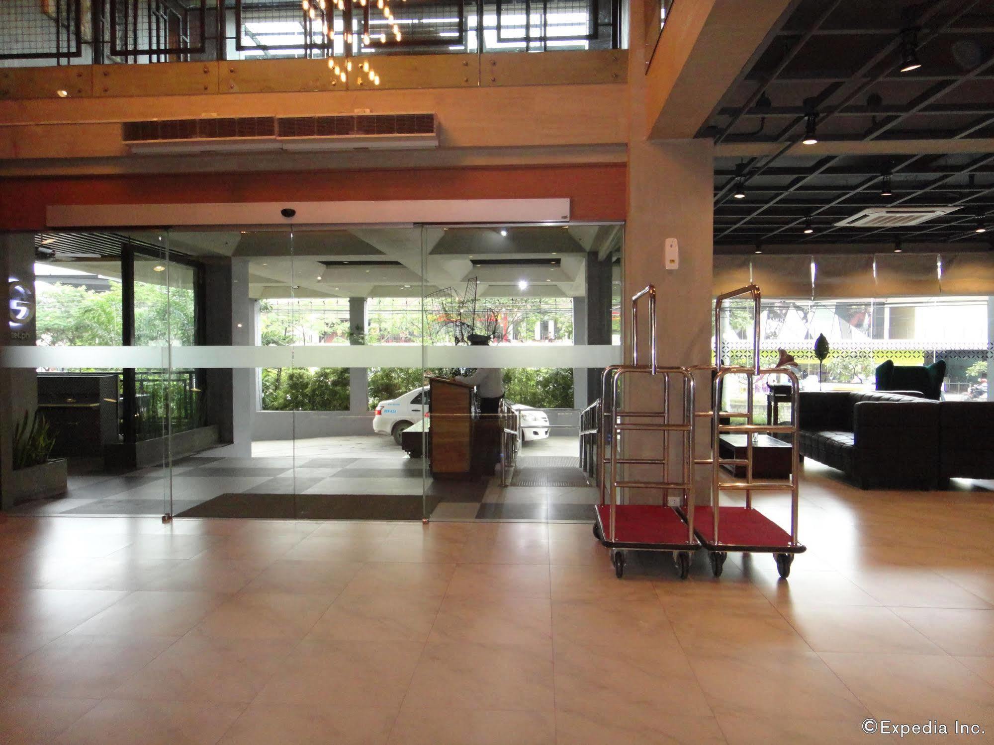 Big Hotel Cebu Exterior photo